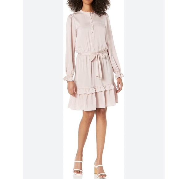 Tommy Hilfiger Dresses & Skirts - Tommy Hilfiger Blush Ruffle Midi Dress – Elegant & Feminine
Size 2